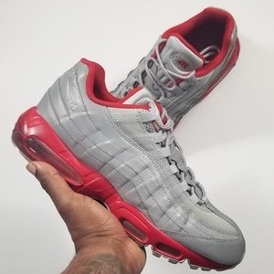 air max 95 attack pack